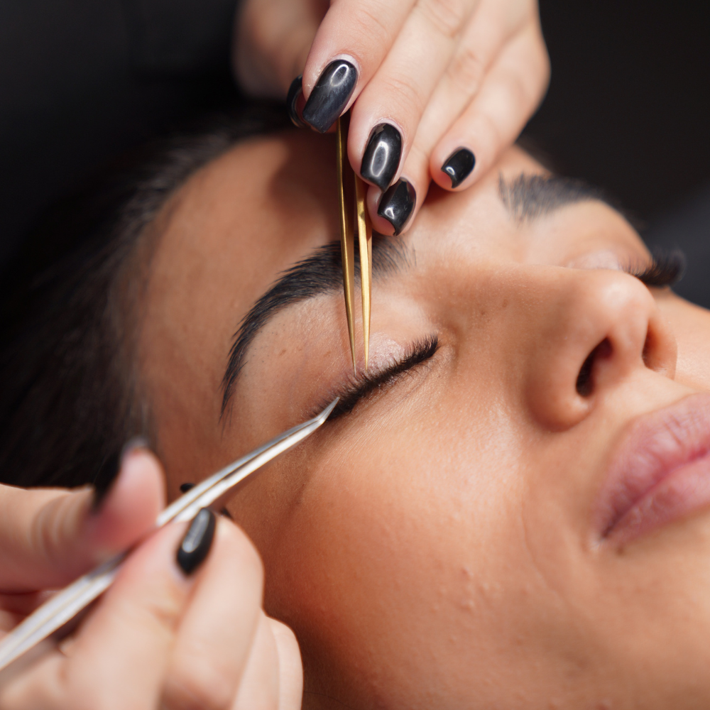Curso Online de Extensiones de Pestañas |Lash Extensions Training en Miami